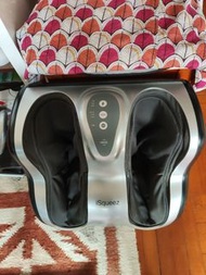 Osim iSqueez 按摩機