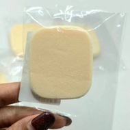 Cle de Peau Beaute Sponge Radiant Powder Foundation