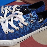 sepatu bfly batik