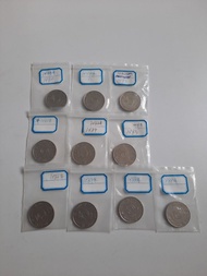 香港:前殖民地:(5元硬幣):女皇頭:(80年代1套):5元:1980年:81年:82年:硬幣膽1983年:84年:85年:86年:硬幣膽1987年:88年:1989年:(10個1套):5元硬幣:香港