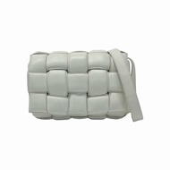 Bottega Veneta BV 白色 padded cassette 枕頭 編織 肩背包