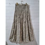Uniqlo colab Ines paris skirt