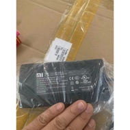 Suitable for XGIMI Projector Adapter 19V7.1A Projector Power Cord H1 Aurora H1SZ5 H2 XF09