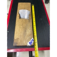 Japanese wood planer weighs 360g (code B01)