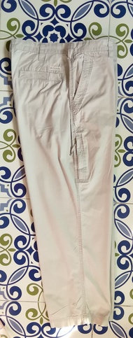 กางเกงขายาว ชาย  กางเกงผู้ชาย Col. แบรนด์เนมUSA มือ2 Size 40 Made in Sri Lanka100% cotton%Spendex มือสอง สภาพดี ถูกชัวร์ มีตัวเดียว รีบซื้อก่อนหมด หมดแล้วหมดเลย