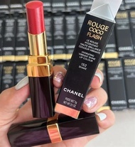 Son Chanel Rouge CoCo Flash 152 Shake Màu Đỏ Trầm