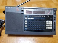 新力 /索尼 牌。古老級。世界頻道收音機。sony 。radio receiver。 IFC-2001D。