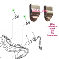 Yamaha reflector clip Reflector LC135
