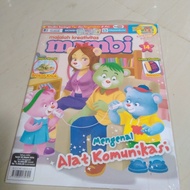 Majalah Mombi Mengenal Alat komunikasi