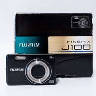 Fujifilm Finepix J100 CCD digital camera 富士復古數碼相機