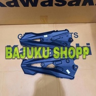 Original BATTERY COVER CONNECTION SUB FRAME COVER SUBFRAME PER PCS Z 800 Z800 New