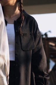 斜袋設計裇衫 - 黑色