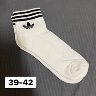 Adidas 三葉草短襪