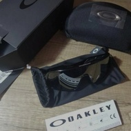 Kacamata Oakley Sutro Matte Prizm Original