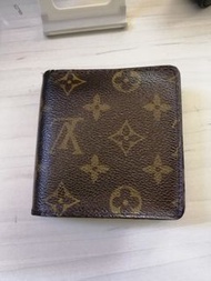 LV 銀包