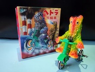 2020年 各會場限定80盒Bullmark M1、超人力霸王，奧特曼，Ultraman，Hedorah，黑多拉，Godzilla哥斯拉Sofubi，搪膠公仔上鍊三輪車