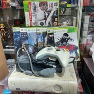 代客售二手 Xbox 機連遊戲光碟七隻一set  賣(圖中所有不散賣) $450   L4516