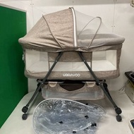 UBRAVOO 可折疊帶腳輪搖籃嬰兒床