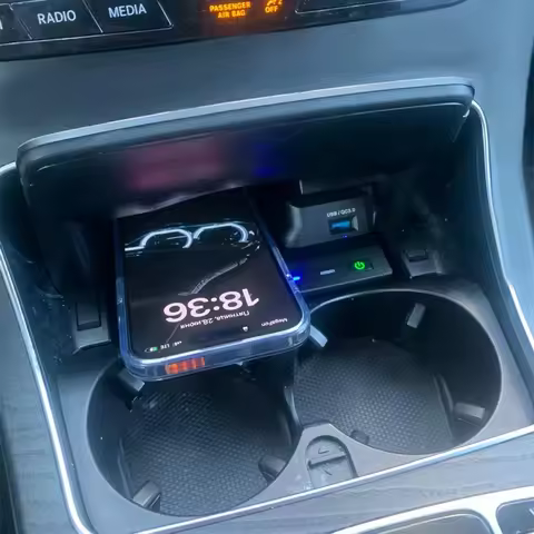 Car wireless charger For Mercedes Benz AMG W205 C43 C63 GLC43 GLC63 X253 C/GLC phone charging Mobile