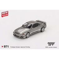 MINI GT diecast 1/64 scale, Nissan Skyline r32