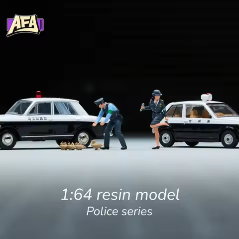 1:64 Japanese Police Resin Figures Diorama Accessories Miniature Street Scene Model Display