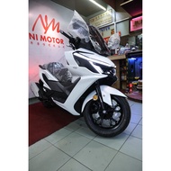 Sym cruisym 400 scooter