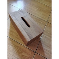 Outer tissue box 23x12x8