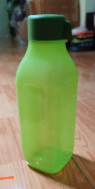 Tupperware Eco Bottle 1L tutup ulir