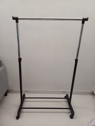 伸縮衣架