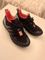 Adidas Ultraboost 越野跑鞋 - adidas Ultra Boost Guard Core Black Green Tint