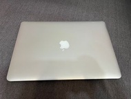 MacBook Pro 15 吋 2014 一切正常 電池舊 包叉電火牛