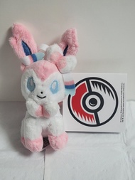 日本官方 Pokémon Center 仙子伊布（仙子伊貝）扣環吊飾公仔（Mascot with Carabiner Sylveon）（有吊牌）