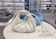 🇸🇬Charles&amp;keith.新款抓皺尼龍彎月小包 新加坡代購 小ck包包 女包 側背包 斜挎包 肩背