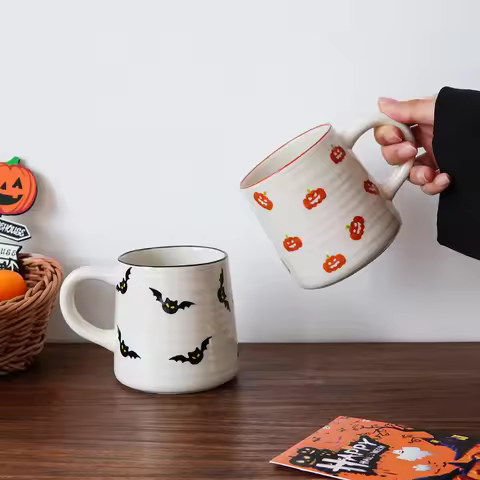 1Pc Halloween Ceramic Mug, Circle Pattern Coffee Cup, Exquisite Pumpkin, Bat Pattern Small Capacity 