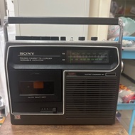 Sony CF-320 FM/AM 卡式收音機