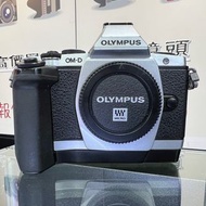復古外觀！Olympus E-M5 連原廠手柄