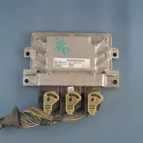 ECU CV61-12A650-MJ CV61-12A650-RCD Engine Control Unit Module Computer for MONDEO ESCORT FOCU Second