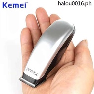 · Kemei KM-666 Mini Hair Clipper Electric Hair Clipper Small Electric Hair Clipper Household Battery Razor Portable
