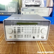 Keysight HP Agilent 8648C Signal Generator Frequency 9 KHz- 3.2 GHz WITH 1E5 1E2