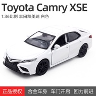 Toyota Camry โมเดลรถโมเดลอลูมิเนียม Carolla Asia Dragon Prius Toy Car Model Alloy Simulation Remote 