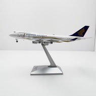 YY Wings 1/400 Singapore Airlines 9V-SMZ B747-400 Alloy Passenger Aircraft Gift Toy Model