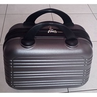 Mini traveling bag/duffel bag (hard cover)