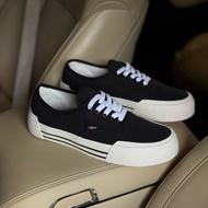 - Aekoshoes New Alpha Black White Original Made In Indonesia