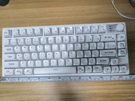 白色機械鍵盤 藍牙鍵盤