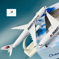Airplane display model Airbus 330-300 "MASKARGO" Malaysia Airlines Scale 1:400