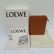 LOEWE PUZZLE LOGO 焦糖色牛皮幾何拉鍊零錢包短夾