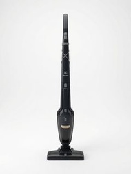 Electrolux 直立式無線吸塵機