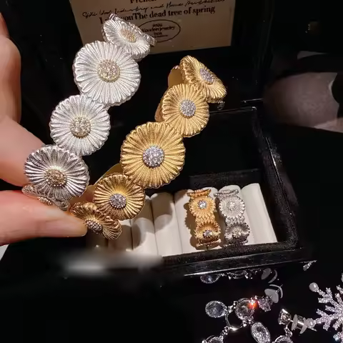 Italian Vintage Daisy Flower Gemstone Bracelet 18K Gold Plated Zirconia Ring Set