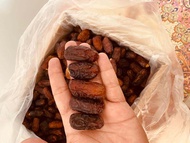 High quality Mariami Dates (kurma) 1kg. fresh and 100% organic.