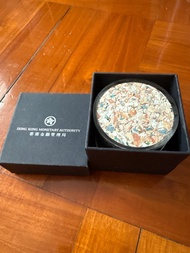 香港金融管理局發行紀念$500碎鈔紙鎮